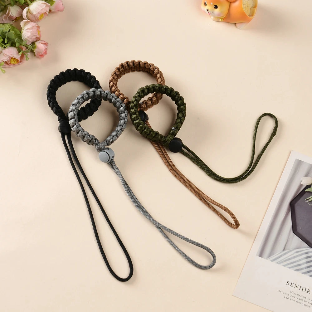 Hands-Free Dog Leash – Adjustable Wristband