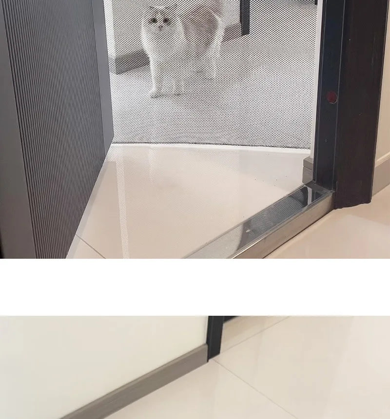 Retractable Pet Gate – Indoor Safety Fence for Dogs & Cats