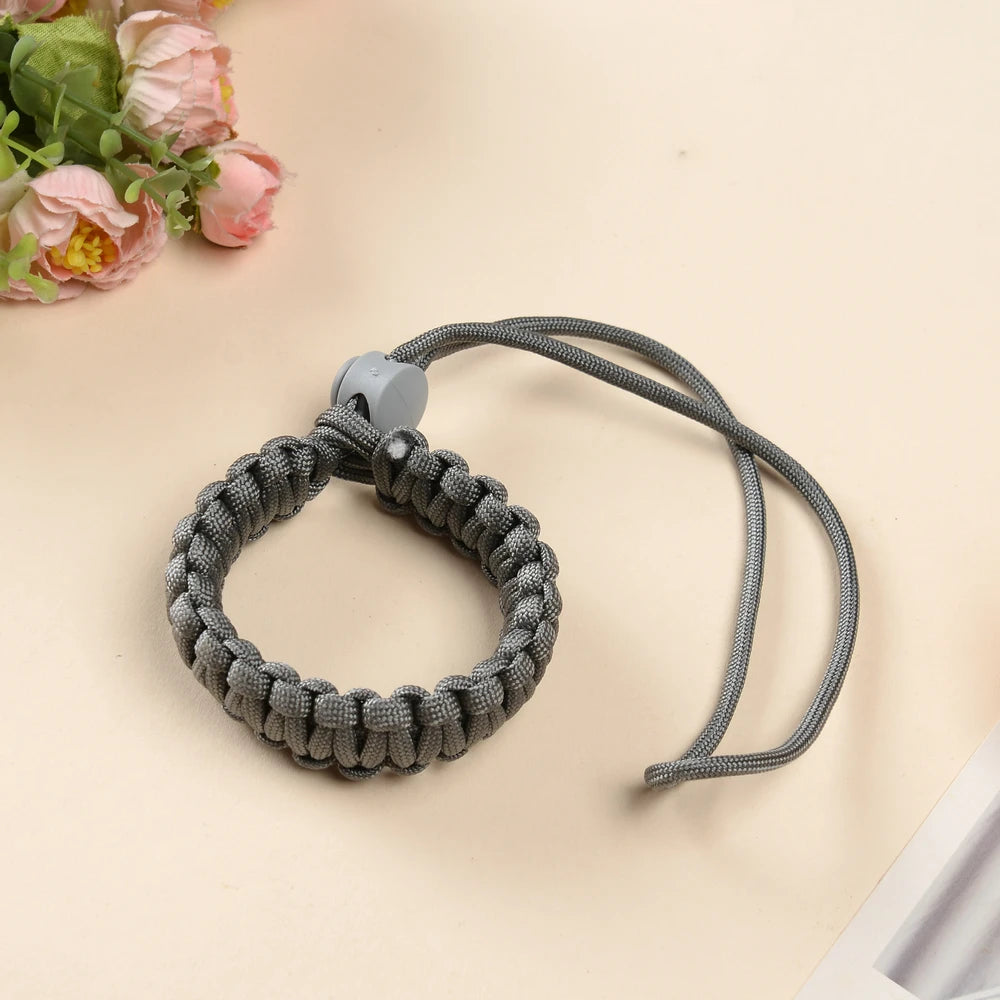 Hands-Free Dog Leash – Adjustable Wristband